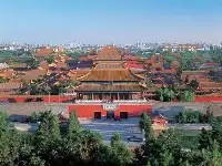 北京富豪王志才：別墅建在故宮旁，帶著“晴格格”舉家移民國外