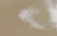 新疆大沙漠變成白色，美國NASA衛星抓拍！分析：西北水汽確在變多