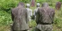 跪在中國的日本兵像，日方多次要求拆除，中國：三個條件