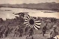 1949年解放太原戰役，我軍沖入城中，迎面卻撲上來十幾個日本兵