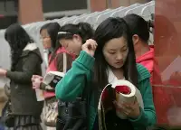 “洋學歷”不吃香了？上海某區公務員招錄標準，讓留學生陷入兩難