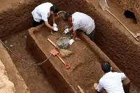 陝西發現4平米的“窮人”墓，考古隊懶得挖，結果發現225件文物