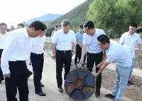 曹立軍在凉山調研督導瀘沽湖生態環境問題整改工作