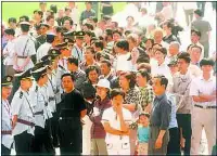 中國掃黑大案紀實（一）：2001年8人被槍斃，老百姓奔相走告