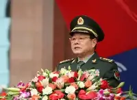 廣州軍區司令員劉鎮武在路途中遭遇歹徒挑釁，將軍說：不要手軟
